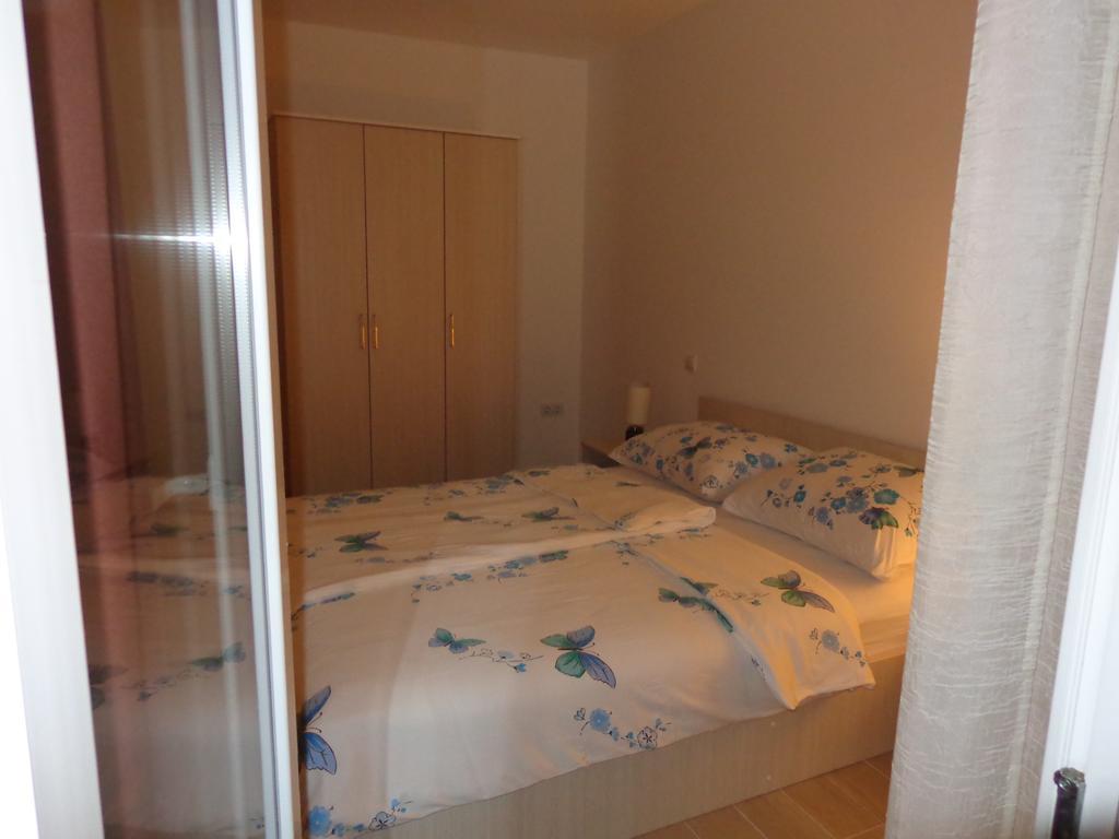 Villa Palas Apartments Rogoznica  Quarto foto