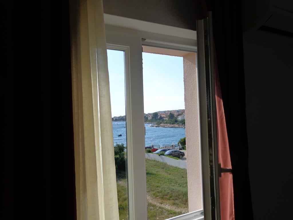 Villa Palas Apartments Rogoznica  Quarto foto