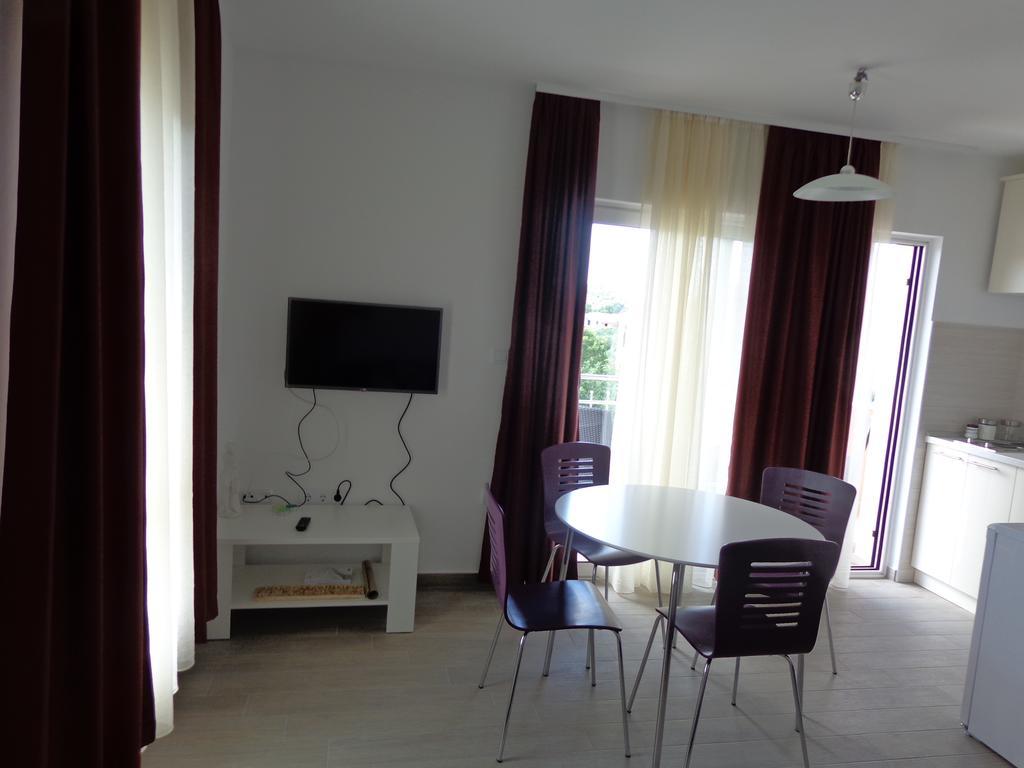 Villa Palas Apartments Rogoznica  Quarto foto