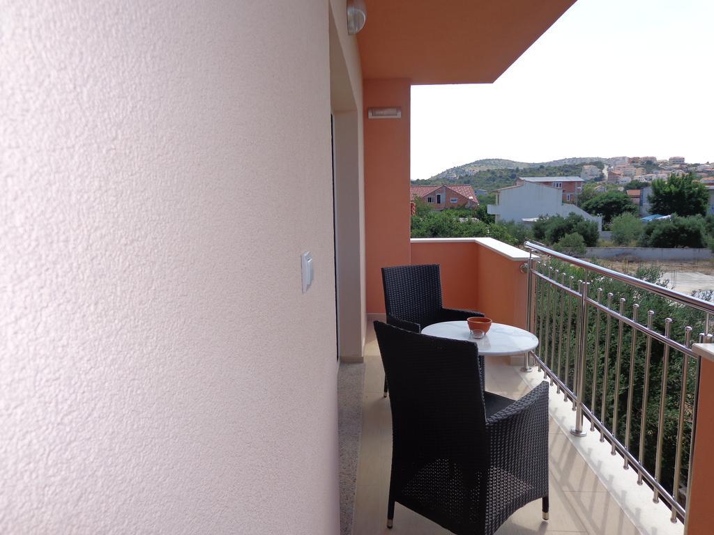 Villa Palas Apartments Rogoznica  Exterior foto