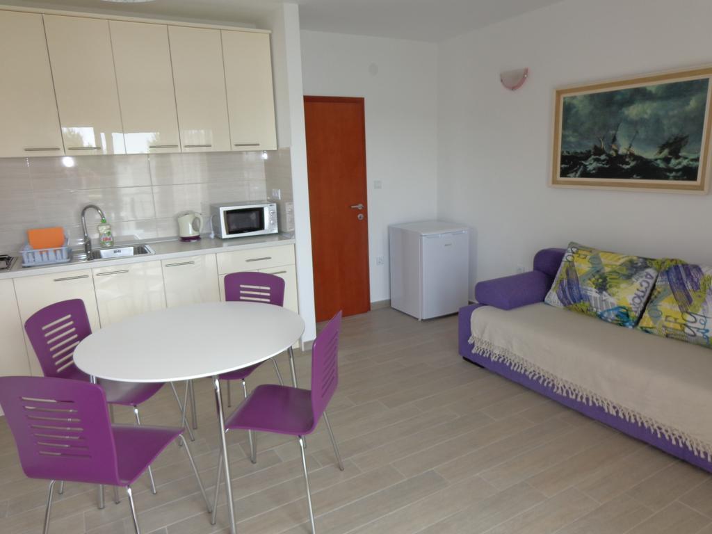 Villa Palas Apartments Rogoznica  Quarto foto